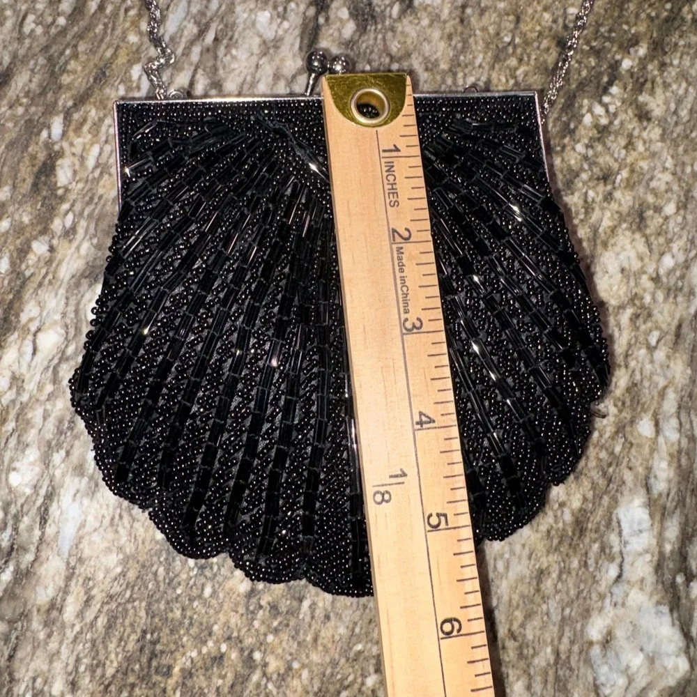 Beaded Shell Evening Clutch Bag Crossbody Formal Womens OS Black Metaphor
